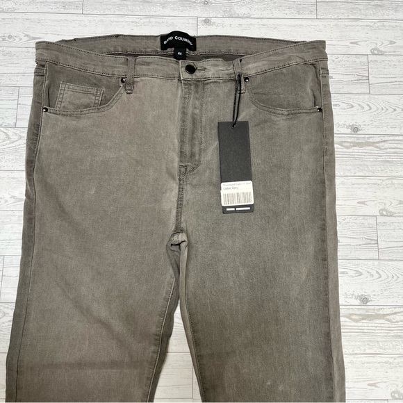 Good Counsel Men's Thurmond Tapered Jean Washed Gray Size 44x29 - Picture 7 of 13